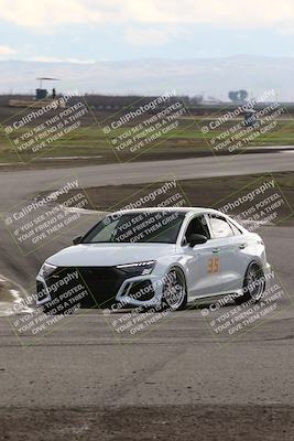 media/Dec-30-2023-Lotus Club Golden G (Sat) [[d3870bf35f]]/Novice/Session 3 (Off Ramp)/